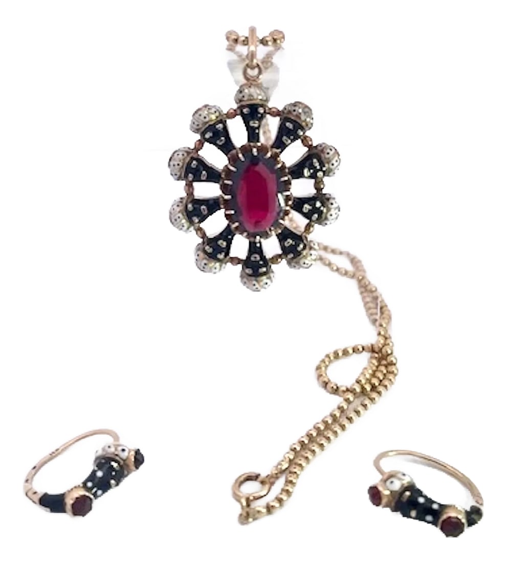 1920s Moretto Pendant Necklace Set With Matching Earrings- Set of 3: This Moretto set is amazing. It is in perfect condition, no wear or loss of enamel whatsoever. This includes 3 pieces, a set of earrings and a large pendant on a gold bead chain. Ten enamel