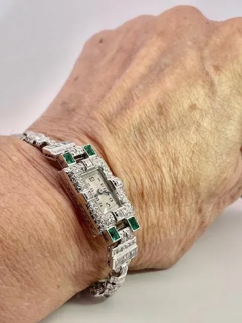 1930s Deco Diamond Emerald Ladies Wristwatch - 2