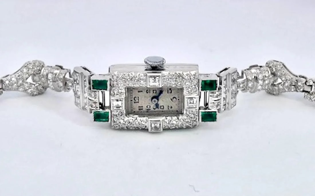 1930s Deco Diamond Emerald Ladies Wristwatch - 3