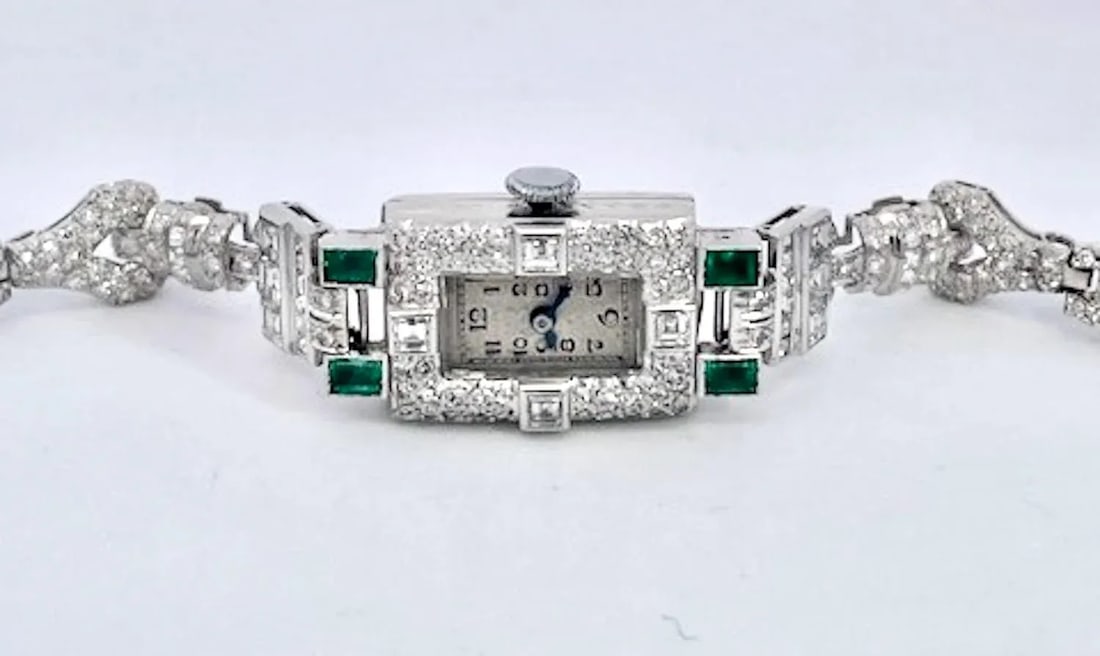 1930s Deco Diamond Emerald Ladies Wristwatch - 8
