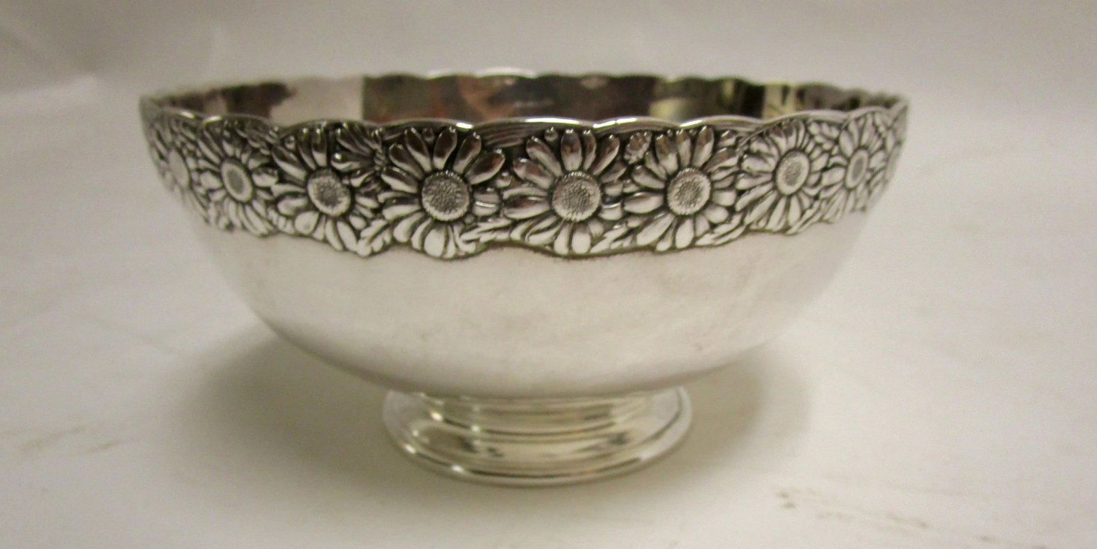 19th Century Signed Tiffany Vine Pattern Sterling Silver Bowl - 10