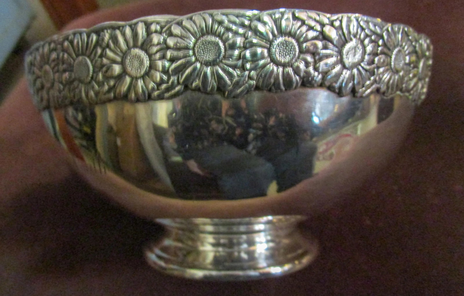 19th Century Signed Tiffany Vine Pattern Sterling Silver Bowl - 2
