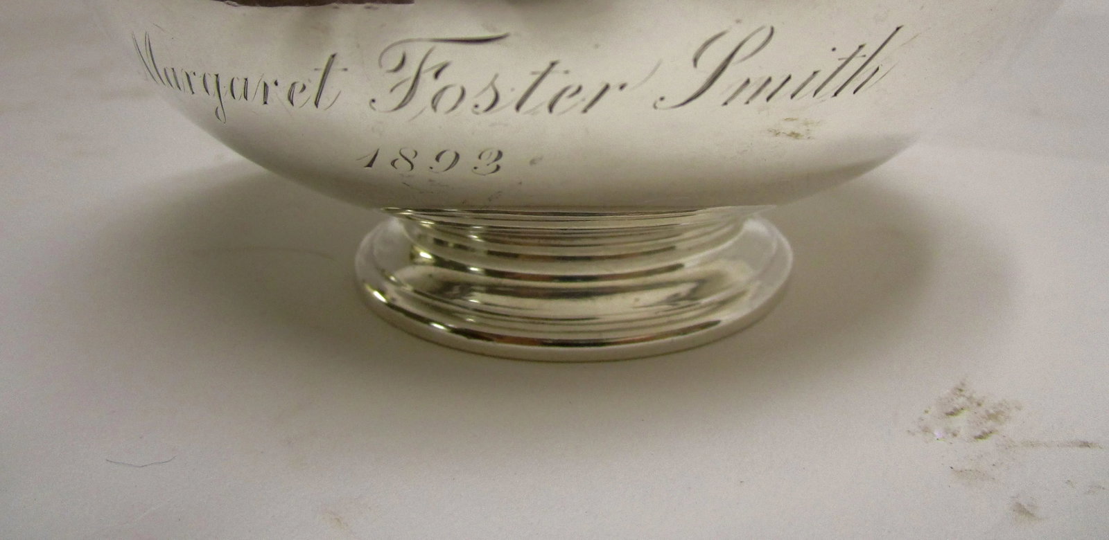19th Century Signed Tiffany Vine Pattern Sterling Silver Bowl - 5