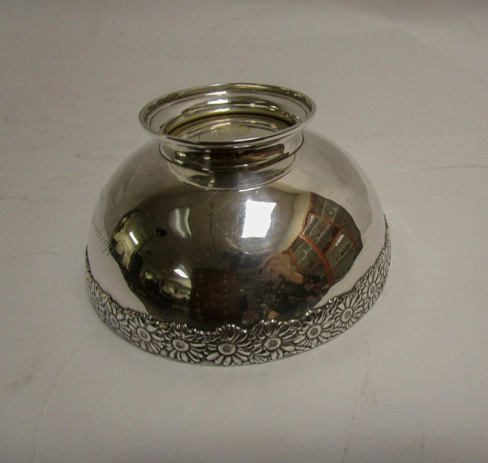 19th Century Signed Tiffany Vine Pattern Sterling Silver Bowl - 7