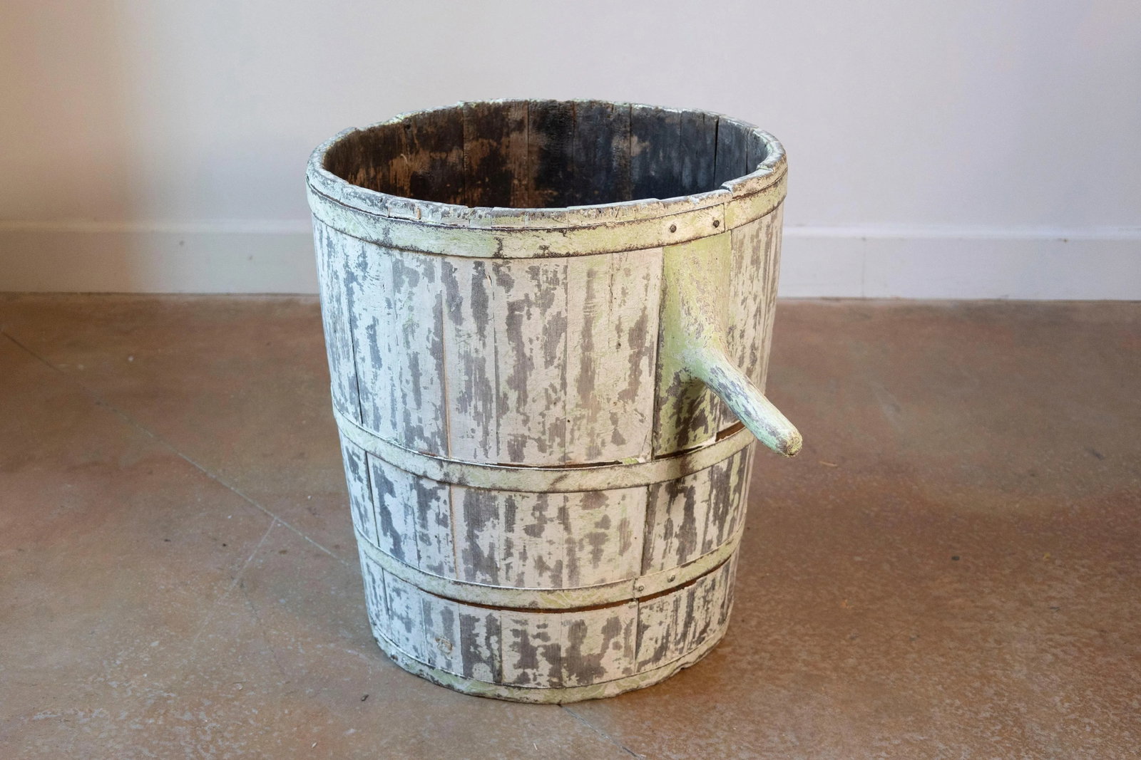 19th century French grape harvesting hod - 3