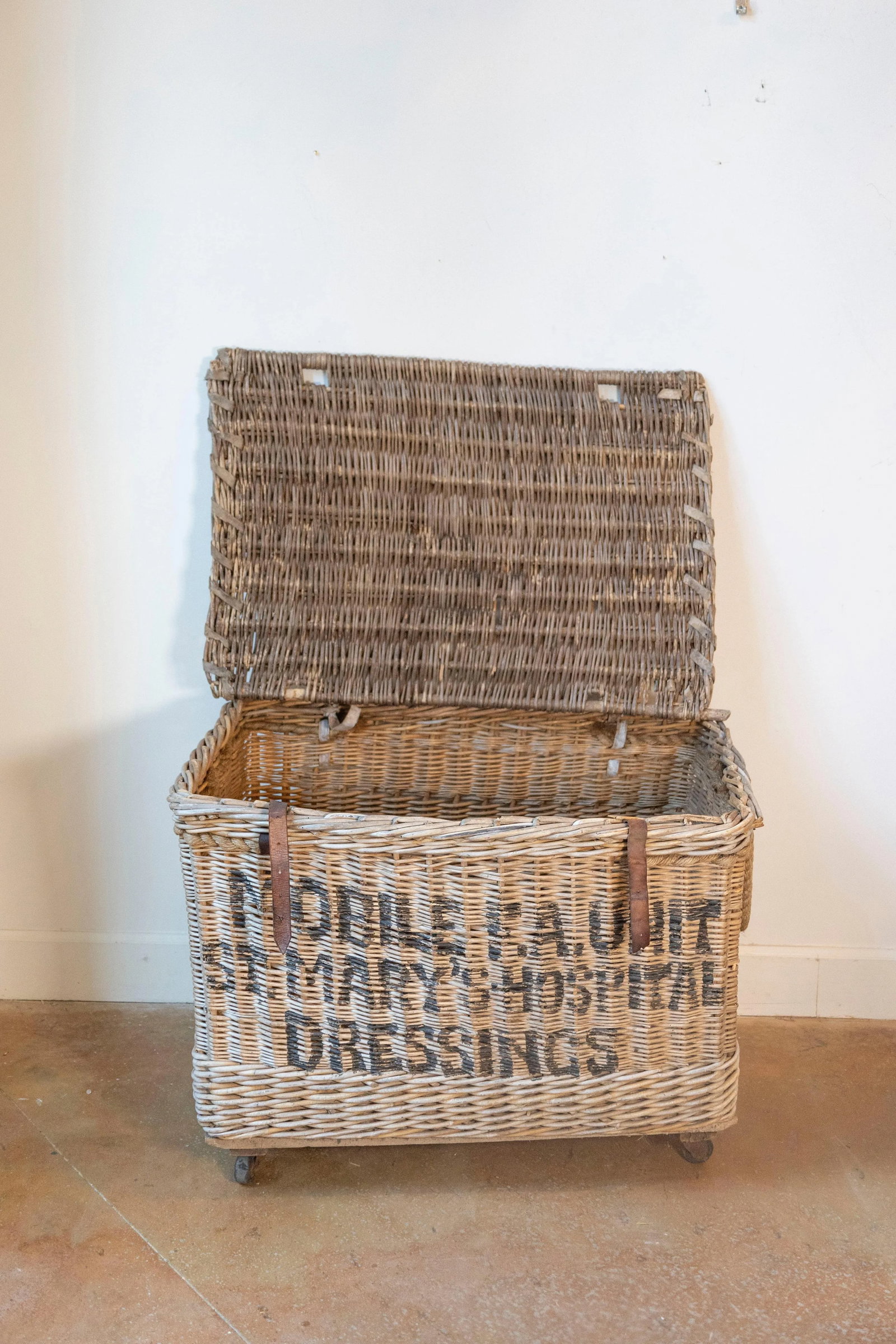 Early 20th Century English Wicker Laundry Basket on Wheels with Stenciled Labeli - 3
