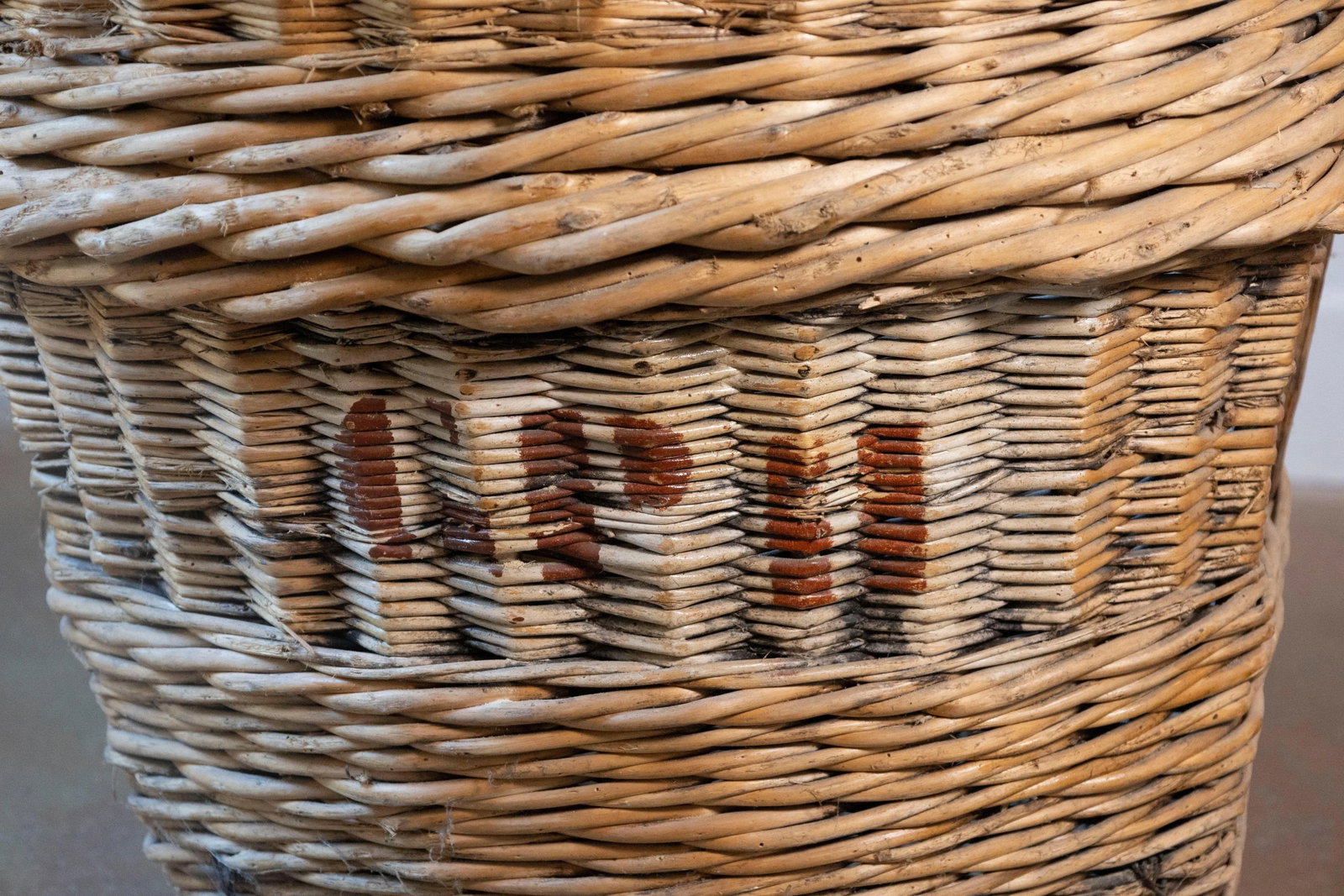 Early 20th Century French Wicker Grape Harvesting Basket - 8