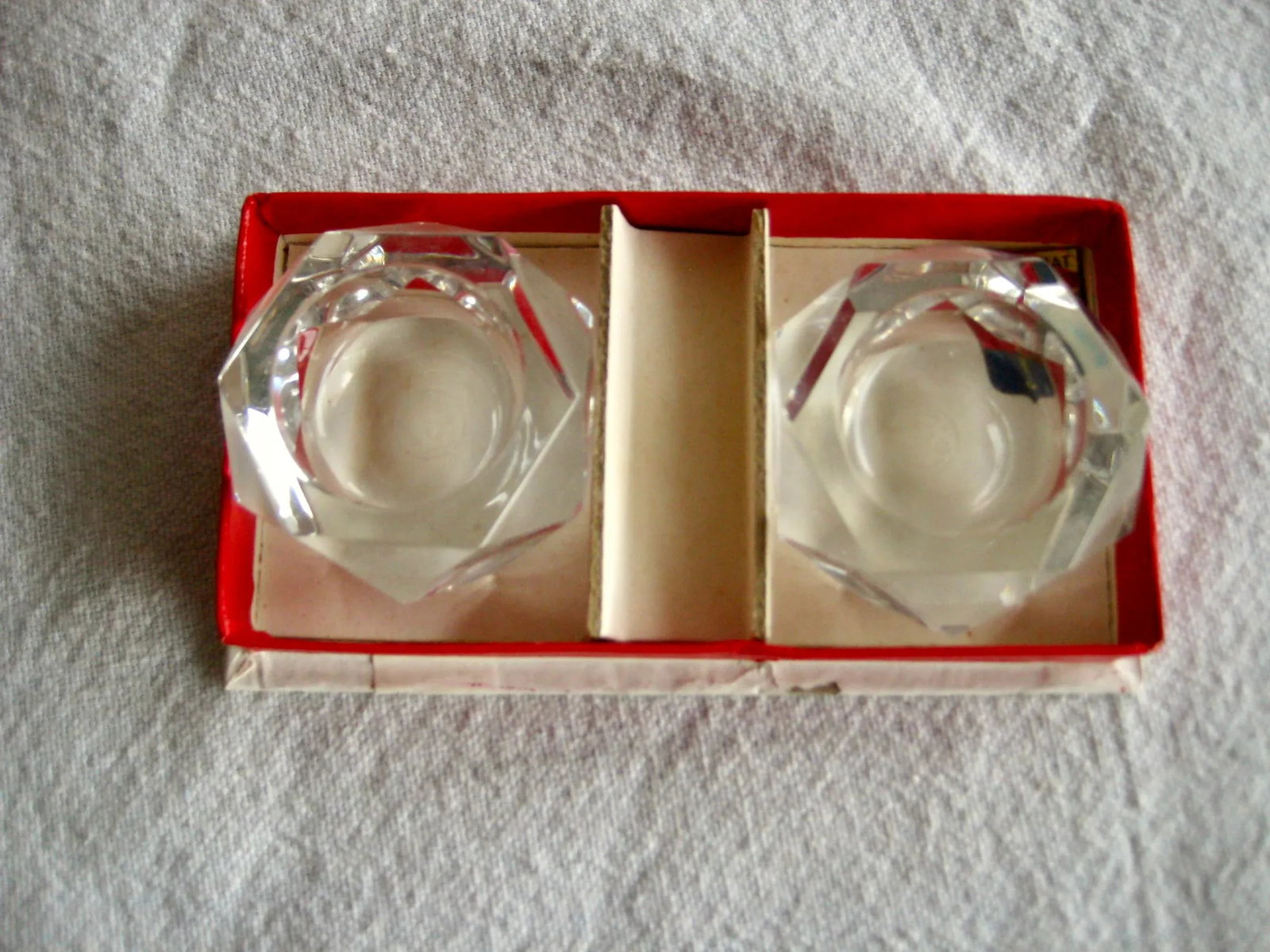 1970s French Mid-Century Modern Baccarat Crystal Salt and Pepper Set - 2