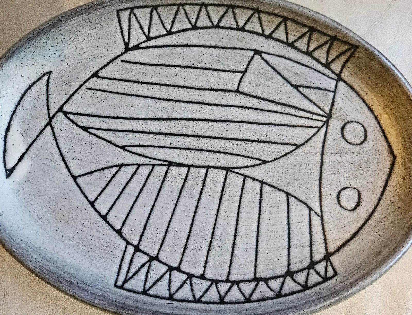 Mid-Century Modern Jacques Pouchain Large Oval Platter With Stylized Fish Motif - 11
