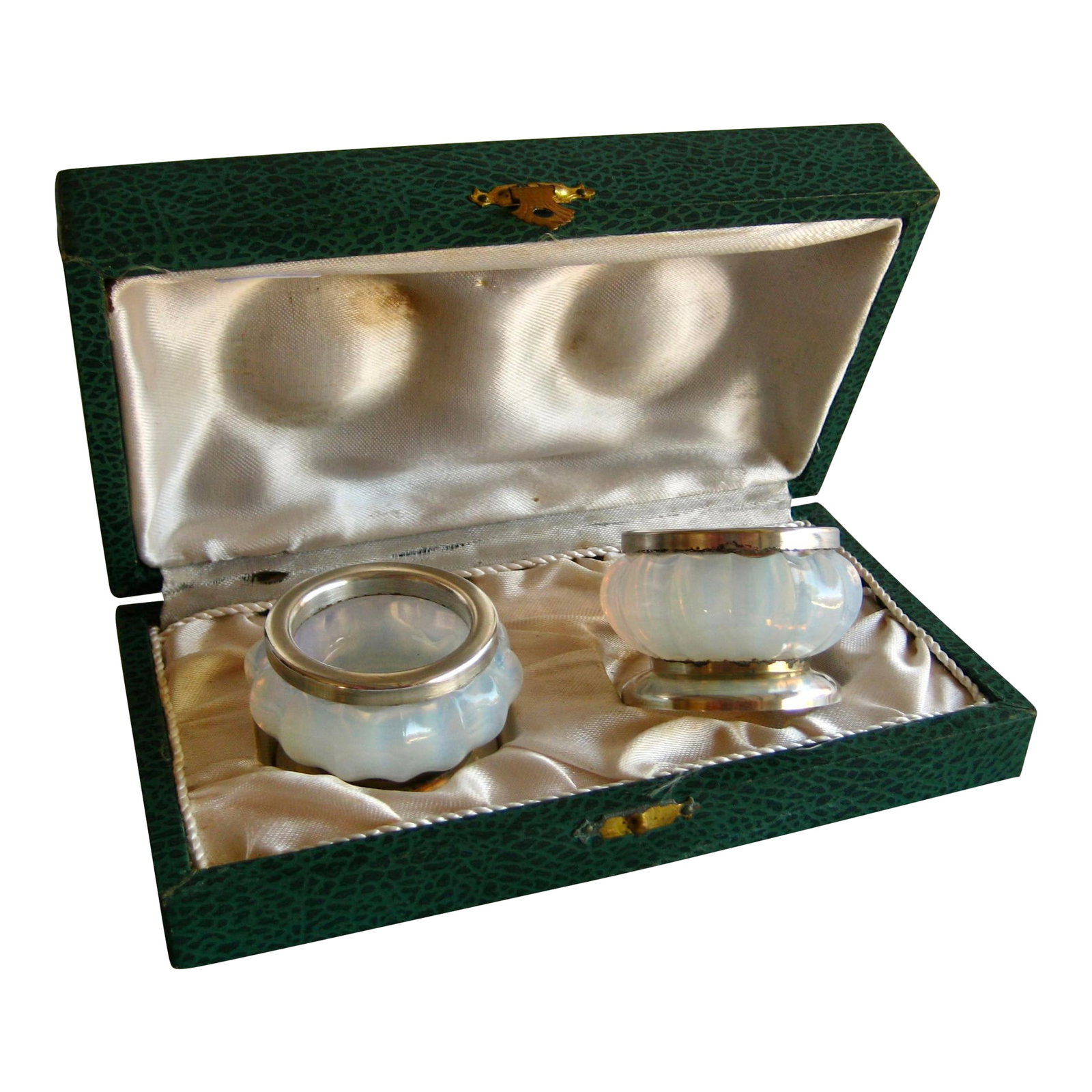 1930s French Art Deco Sabino Style Opulent Salt and Pepper Set in Original Box: . This lovely set is in opalescent glass that has some gold in that shows when the light shines true , technique that was used by very famous artist like Sabino, Lalique , Verlys and many more view