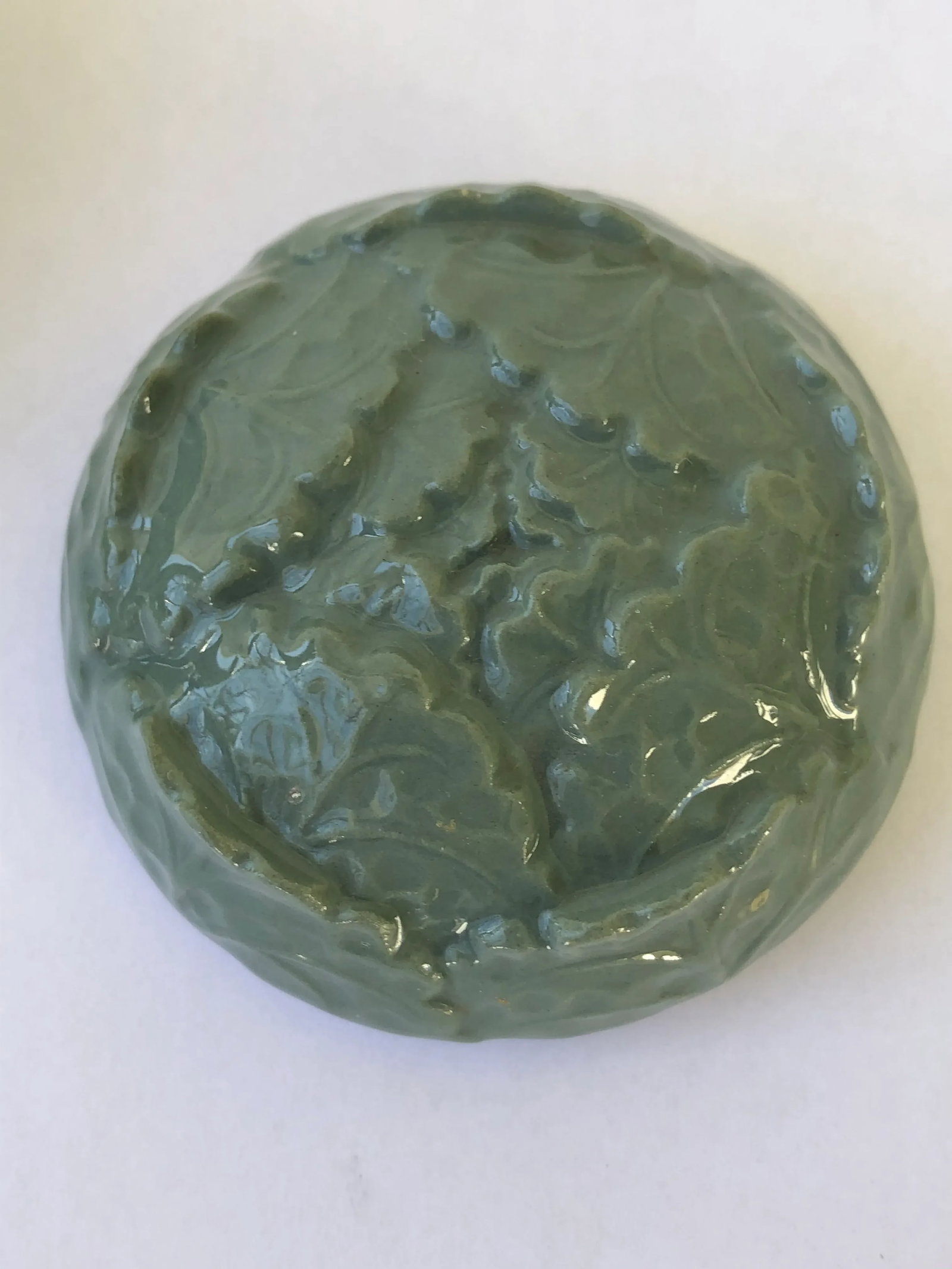 1960s Cabbage Form Small Limoges Lidded Pin or Jewelry Box - 4