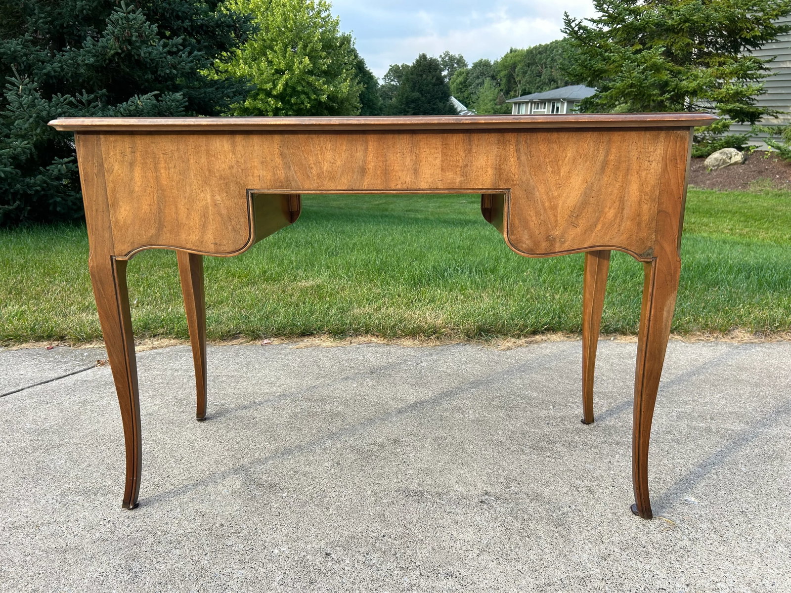 Vintage Mid-Century French Louis XV Directoire Writing Desk by Baker Furniture - 8
