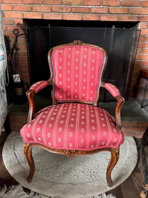 5-Piece Antique French Salon Suite "” Settee & Bergère Chairs, Red Upholstery - 4