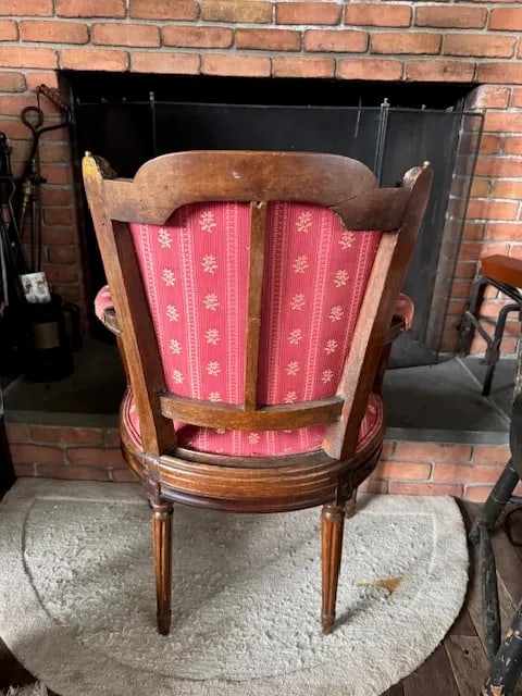 5-Piece Antique French Salon Suite "” Settee & Bergère Chairs, Red Upholstery - 7
