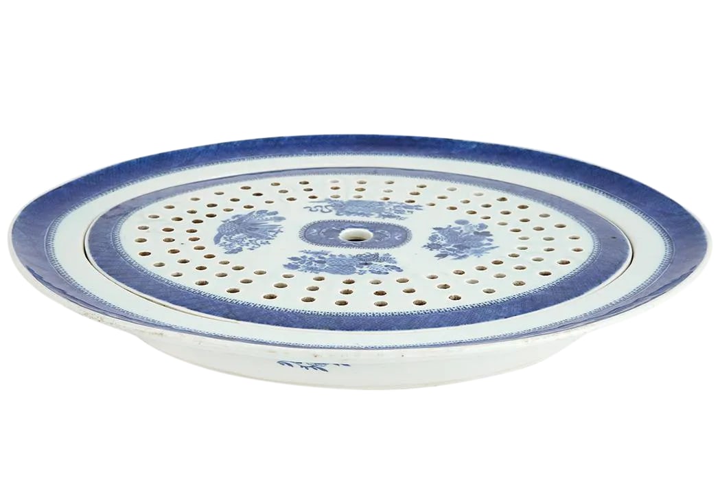 Late 18th-Early 19th Century Chinese Export Blue Fitzhugh Porcelain Blue Fitzhugh Oval Platter and M - 2