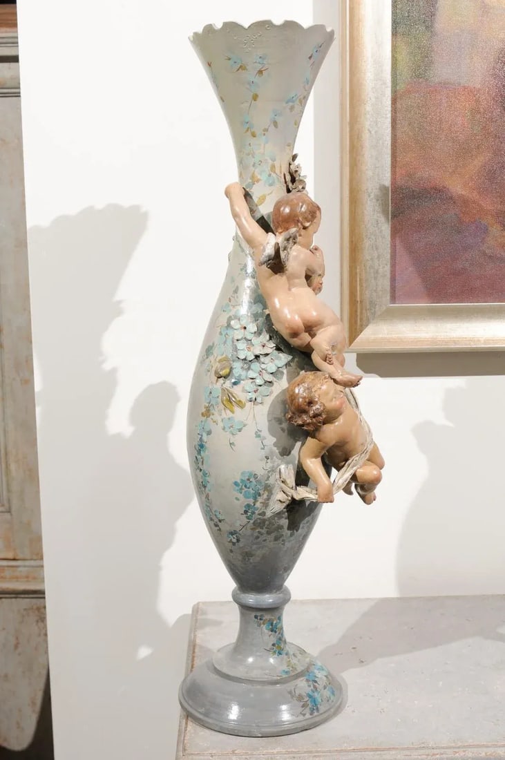 French 1870s Slender Majolica Vase with Floral Décor and High-Relief Cherubs - 2