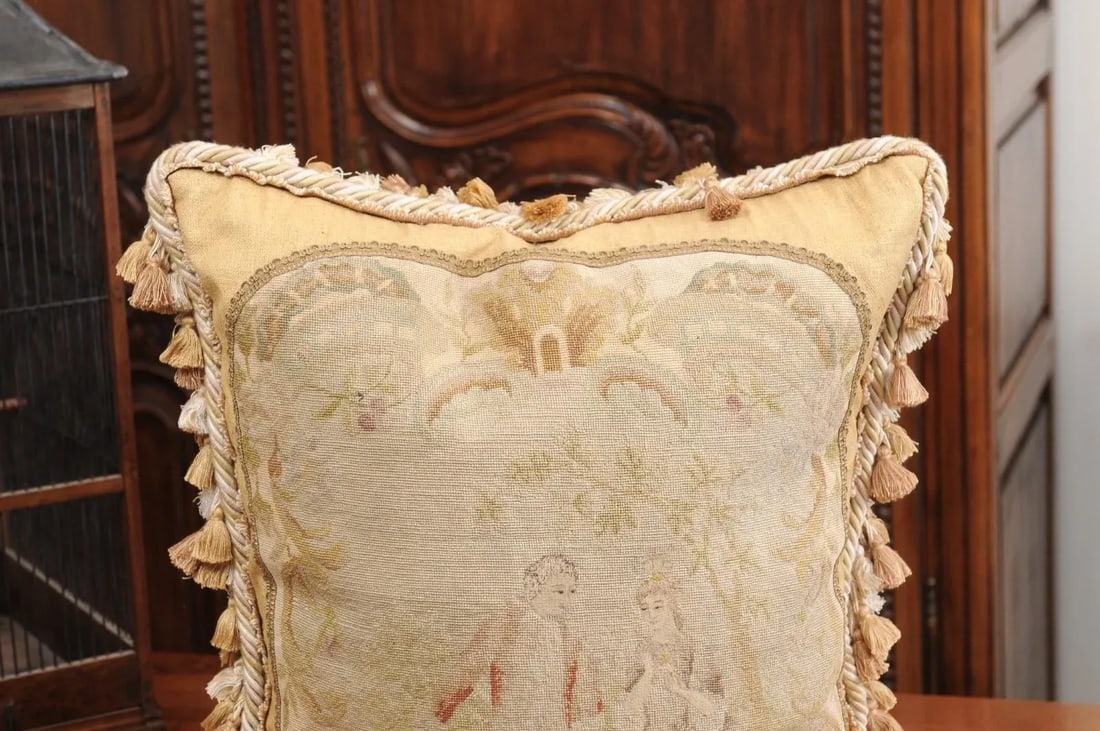 French 19th Century Needlepoint Tapestry Pillow Depicting Two Artistocrates - 5