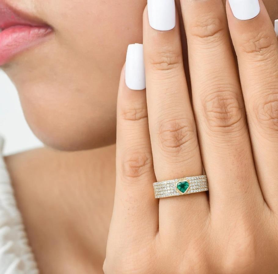 Natural 0.23 cts Zambian emerald & 0.49 cts diamond heart ring 18k gold - 9