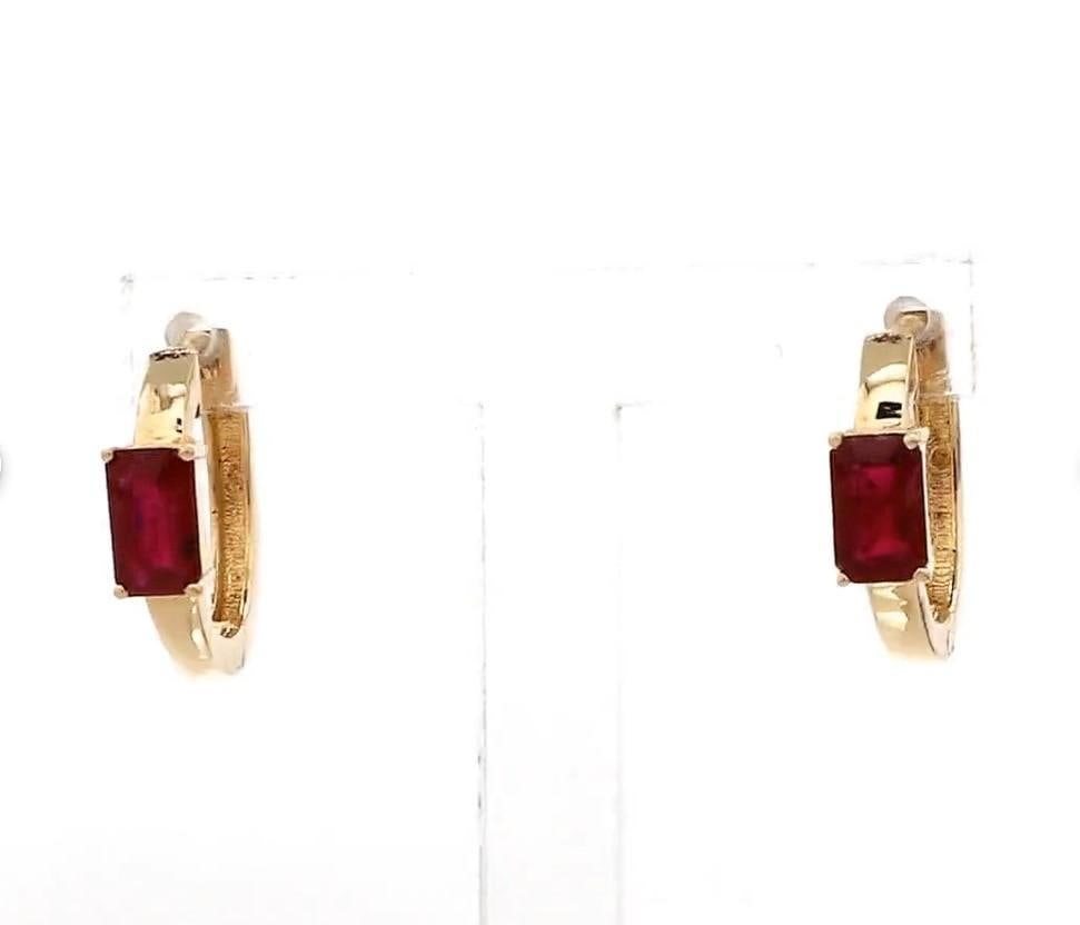 0.71 Ct Natural ruby earring in 14k gold - 17