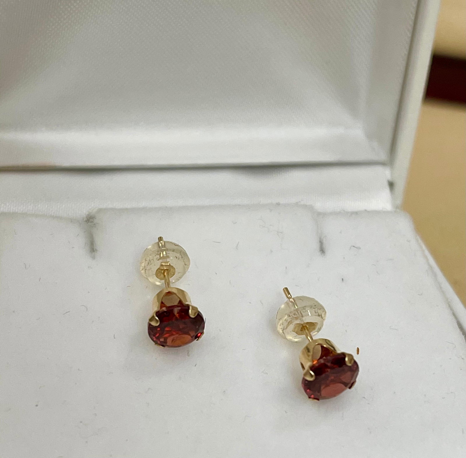 3.0 Carat Round Garnet Stud Post Earrings 14 Karat Yellow Gold - 18