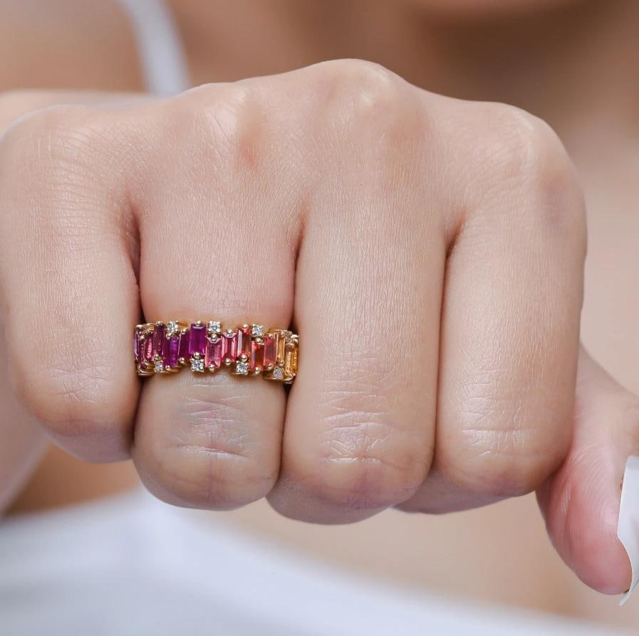 Natural 4.36 cts rainbow sapphire & 0.35 cts diamond zig zag ring in 14k gold - 18