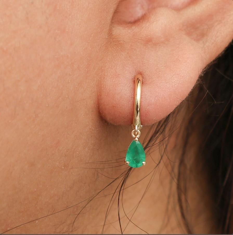 0.60 cts Natural emerald earrings in 18k gold - 8