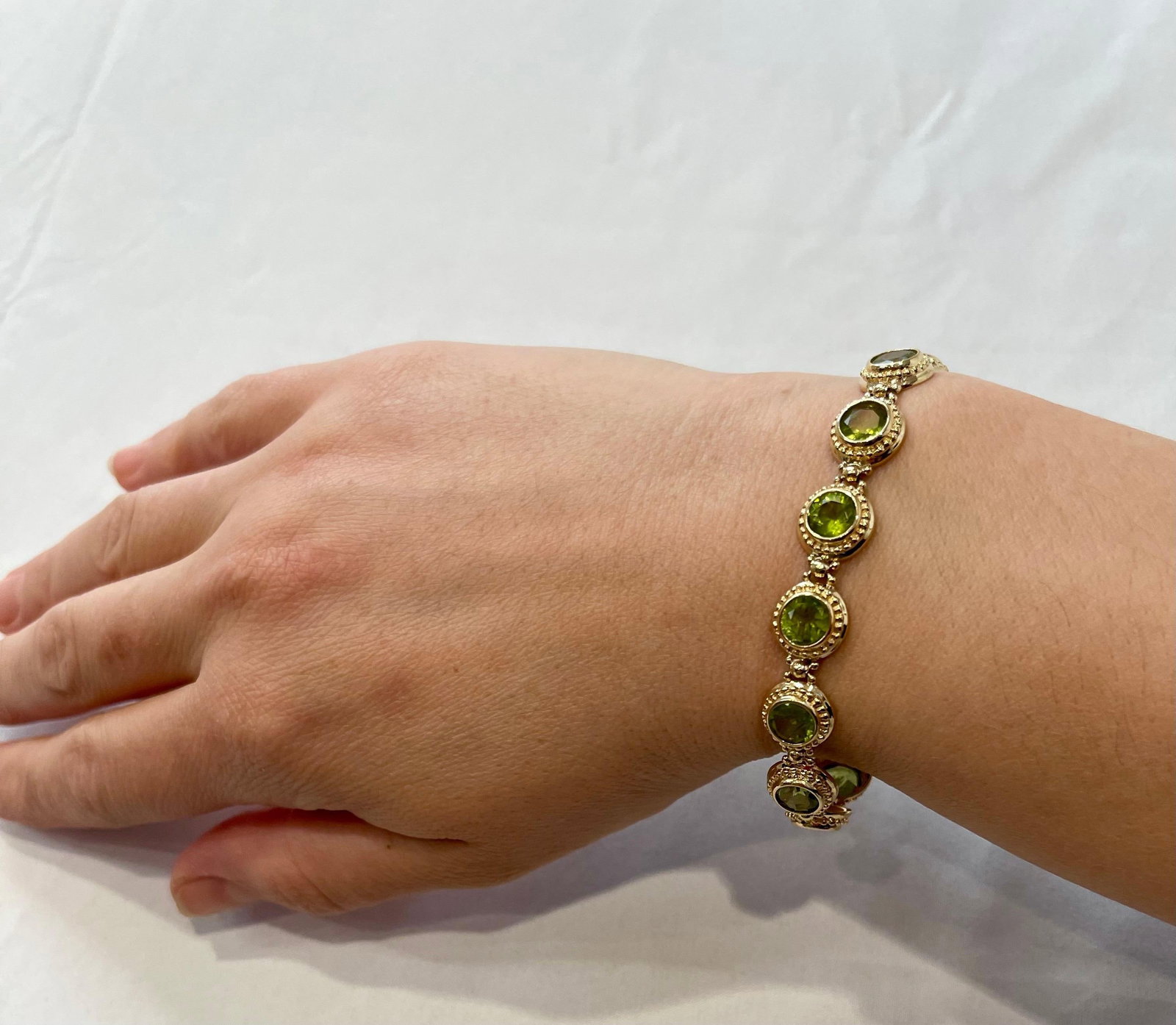 16 Carat Genuine Natural Peridot Tennis Bracelet 14 Karat Yellow Gold 16 Gram - 11