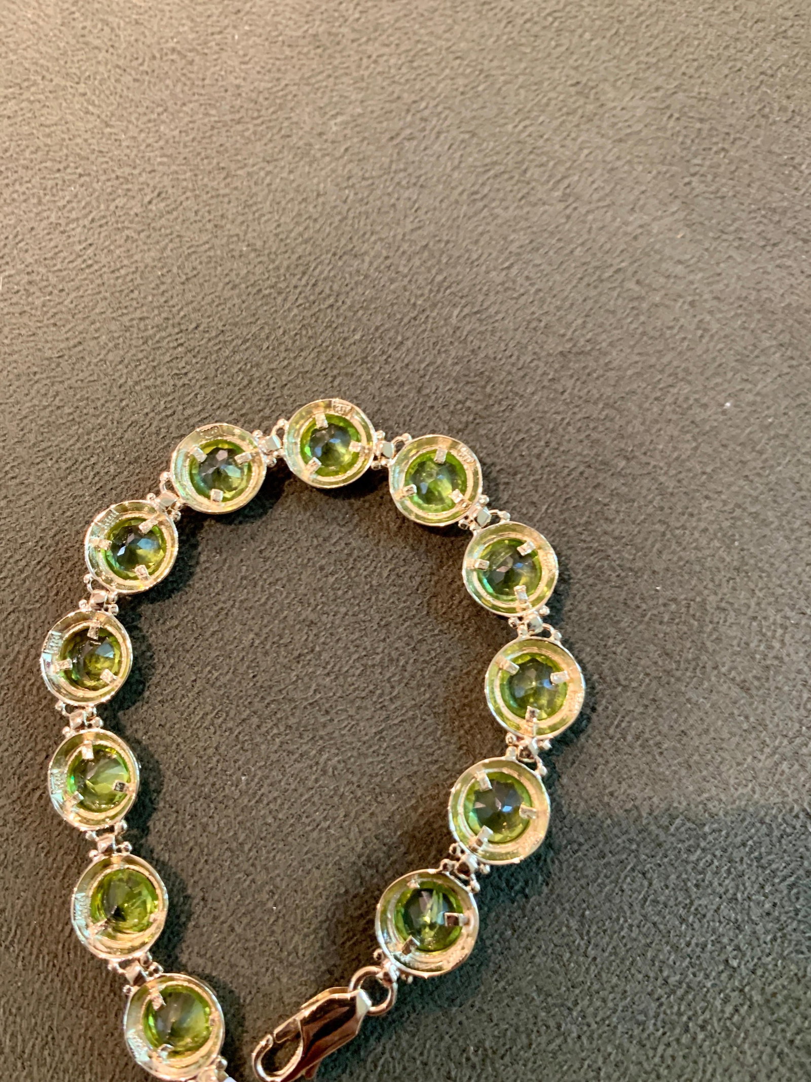 16 Carat Genuine Natural Peridot Tennis Bracelet 14 Karat Yellow Gold 16 Gram - 6