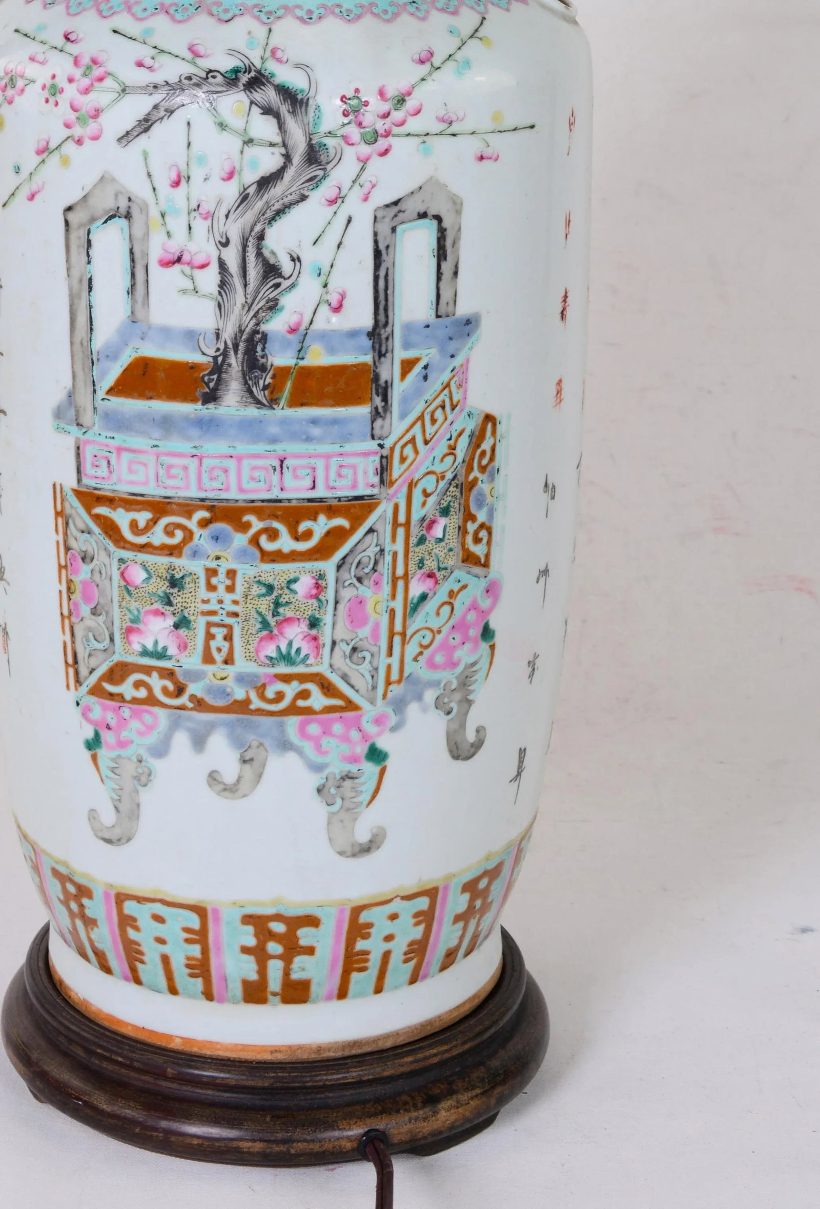 Chinese Antique Famille Rose Porcelain Vase Table Lamp - 7