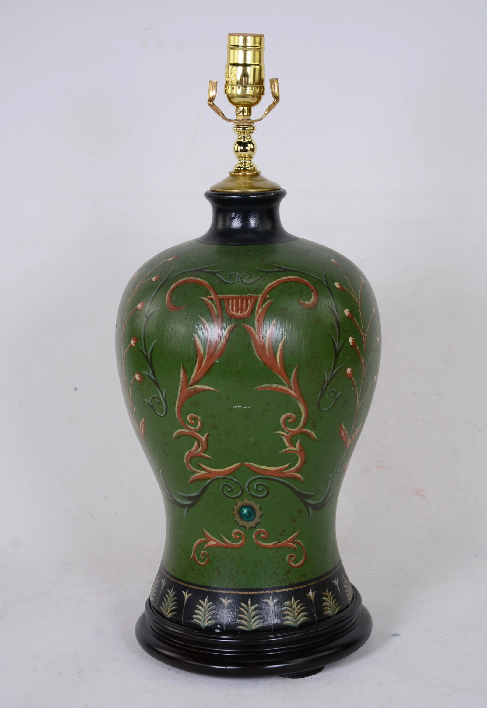 Hand-Painted Angels and Lace Pattern Table Lamp - 4