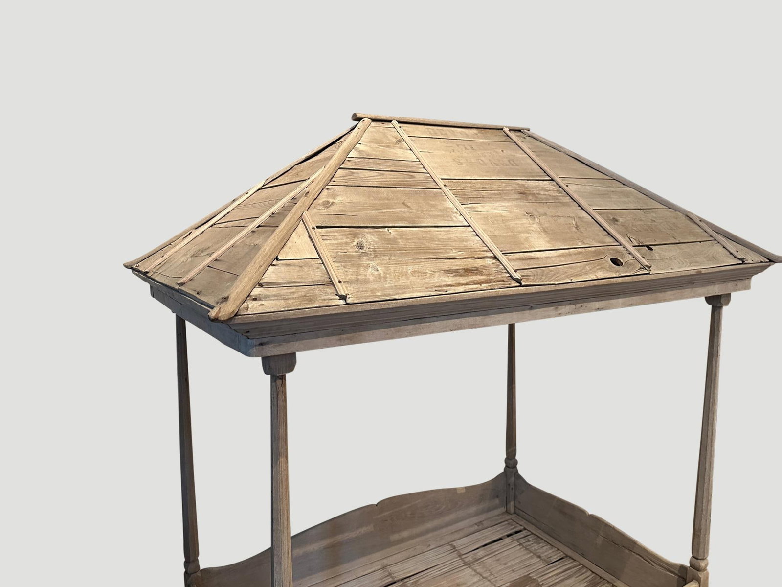 Antique Wabi Sabi Daybed With Canopy - 3