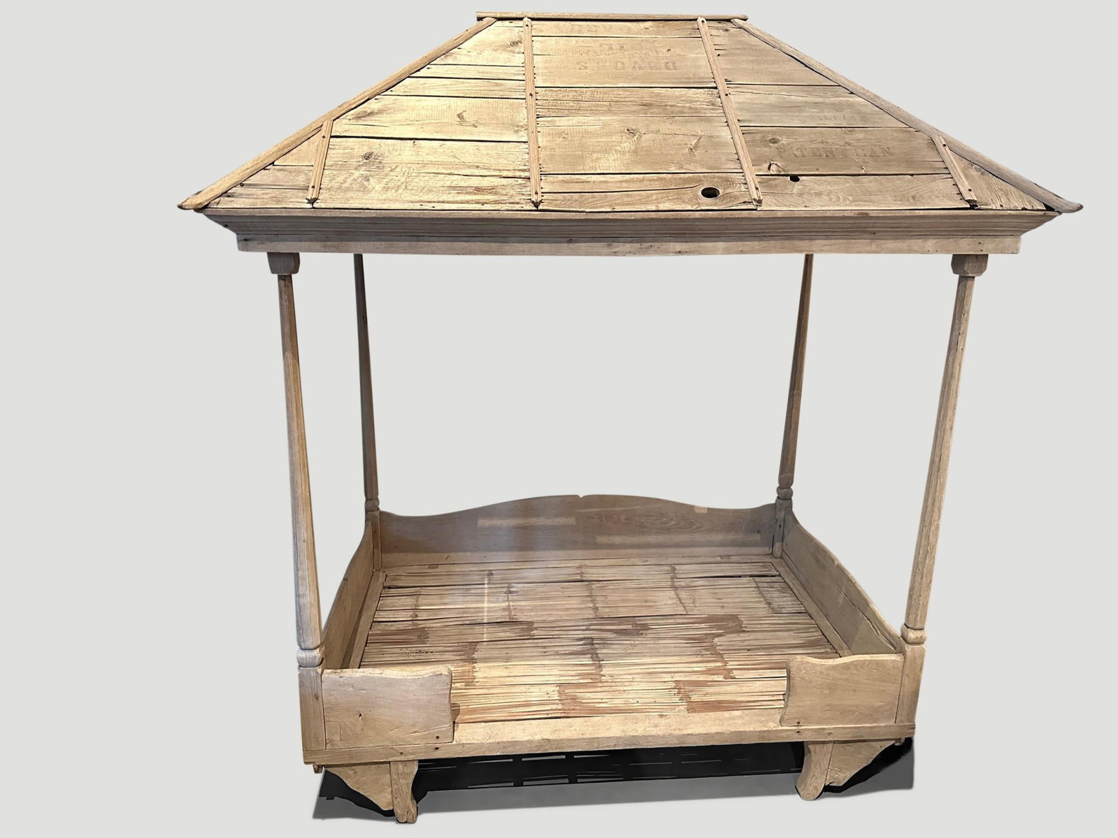 Antique Wabi Sabi Daybed With Canopy - 5