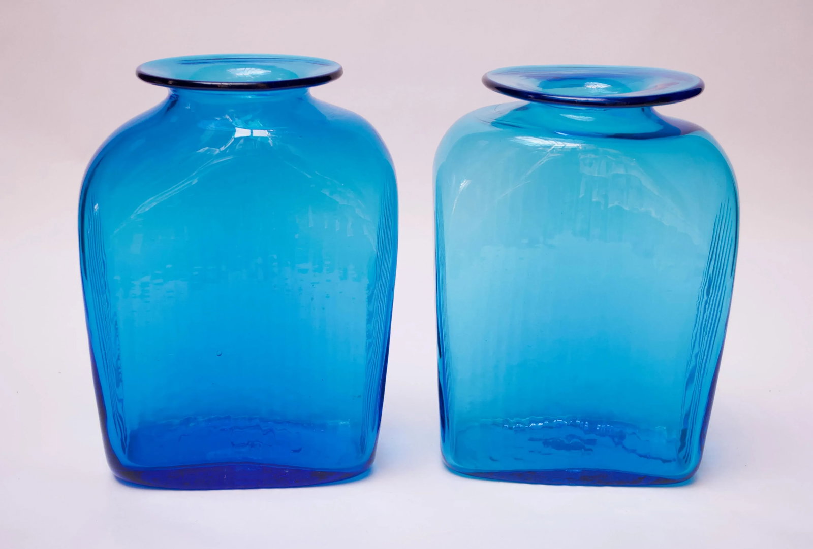 Large Blenko Blown Glass Turquoise Asymmetrical "Ribbed" Vase - 3