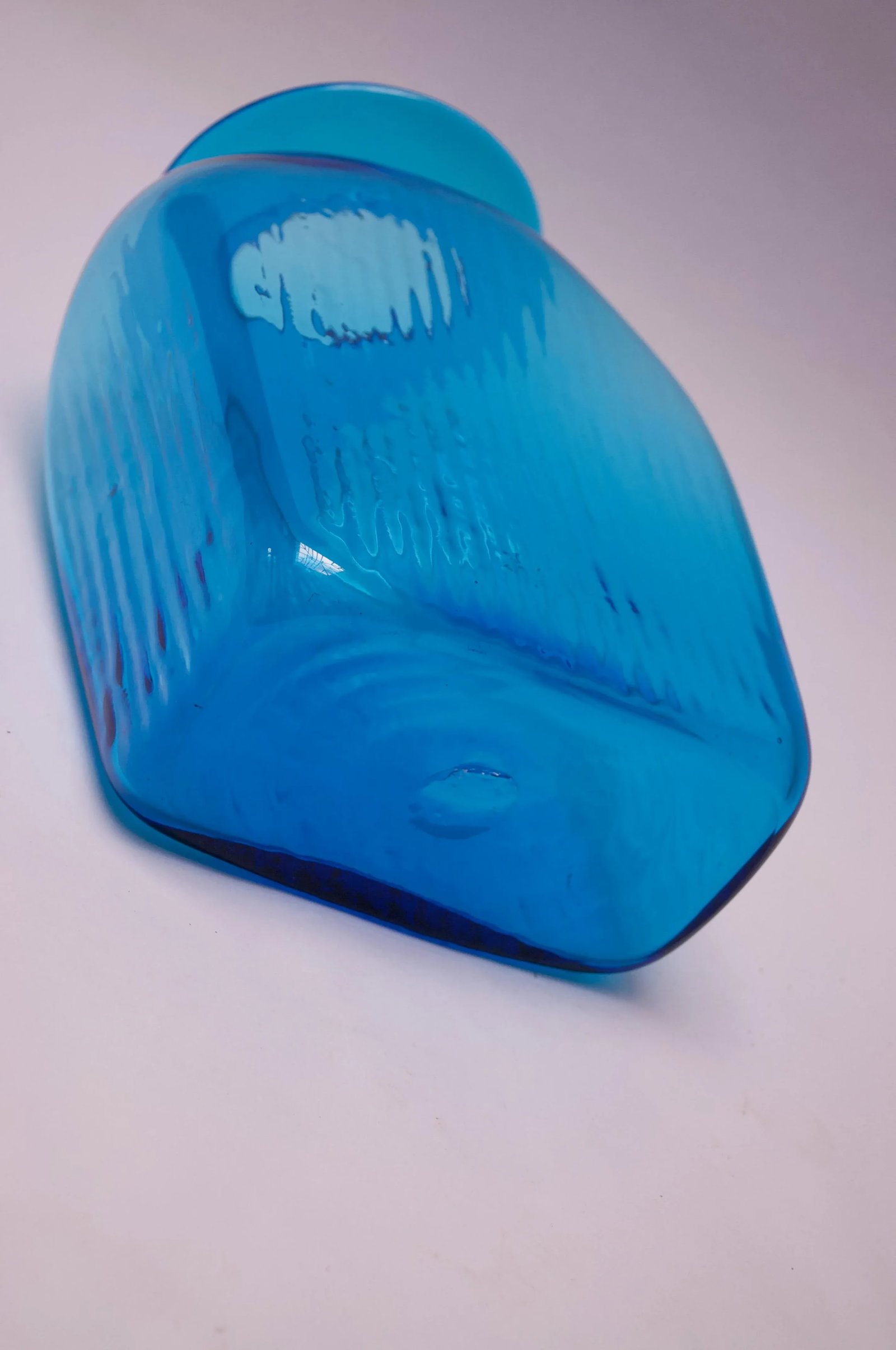 Large Blenko Blown Glass Turquoise Asymmetrical "Ribbed" Vase - 8
