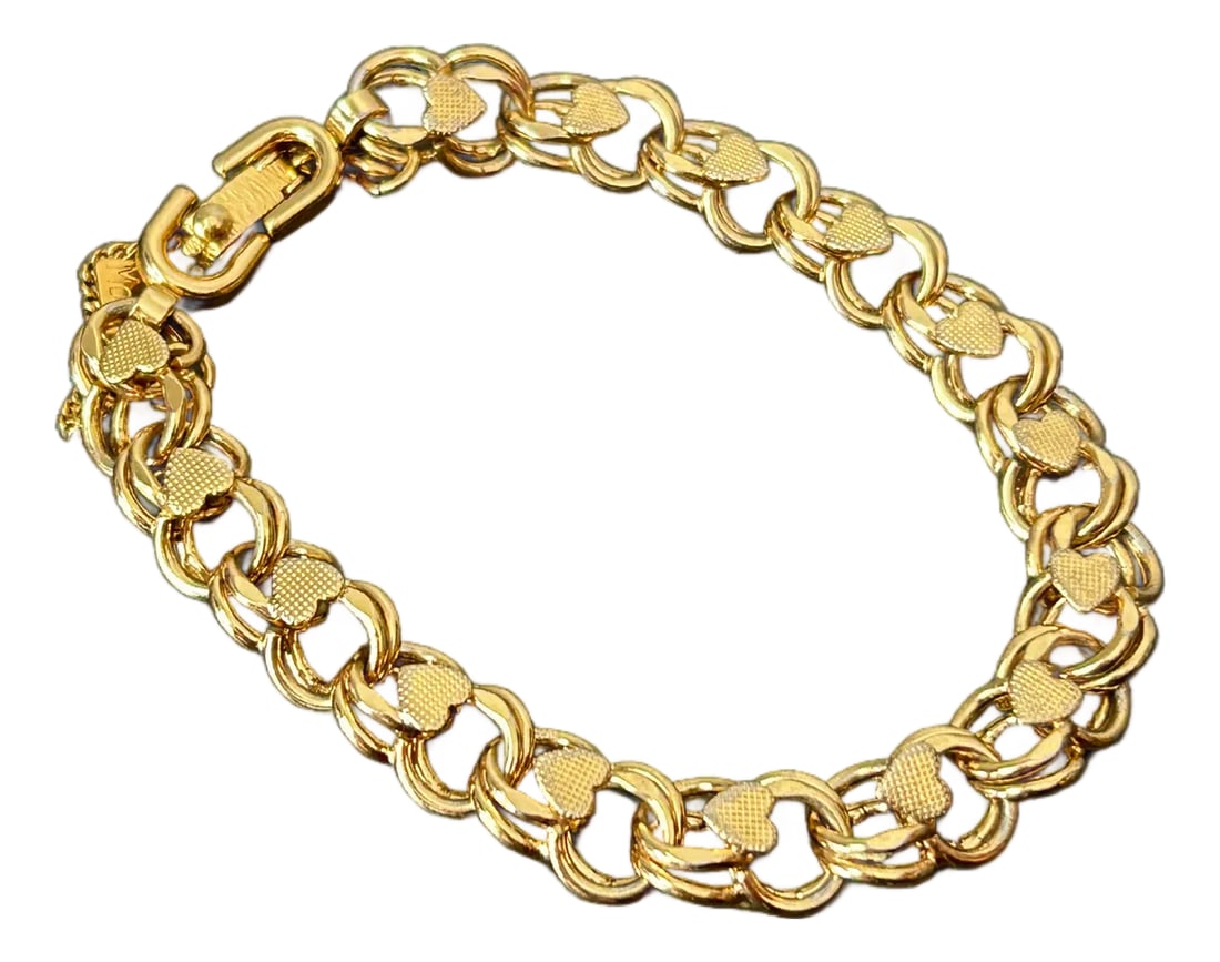Vintage Monet Signed Gold-Tone Textured Heart Link Charm Bracelet | Mid-Century Designer Costume Jew: Vintage Monet Signed Gold-Tone Textured Heart and Link Bracelet | Mid-Century Designer Costume Jewelry This elegant vintage Monet heart and link bracelet features a bold yet romantic design crafted