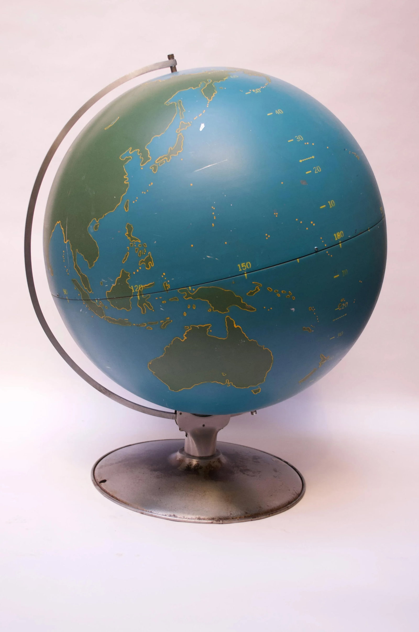 Large-Scale Vintage Military Globe / Activity Globe by a.j. Nystrom - 2
