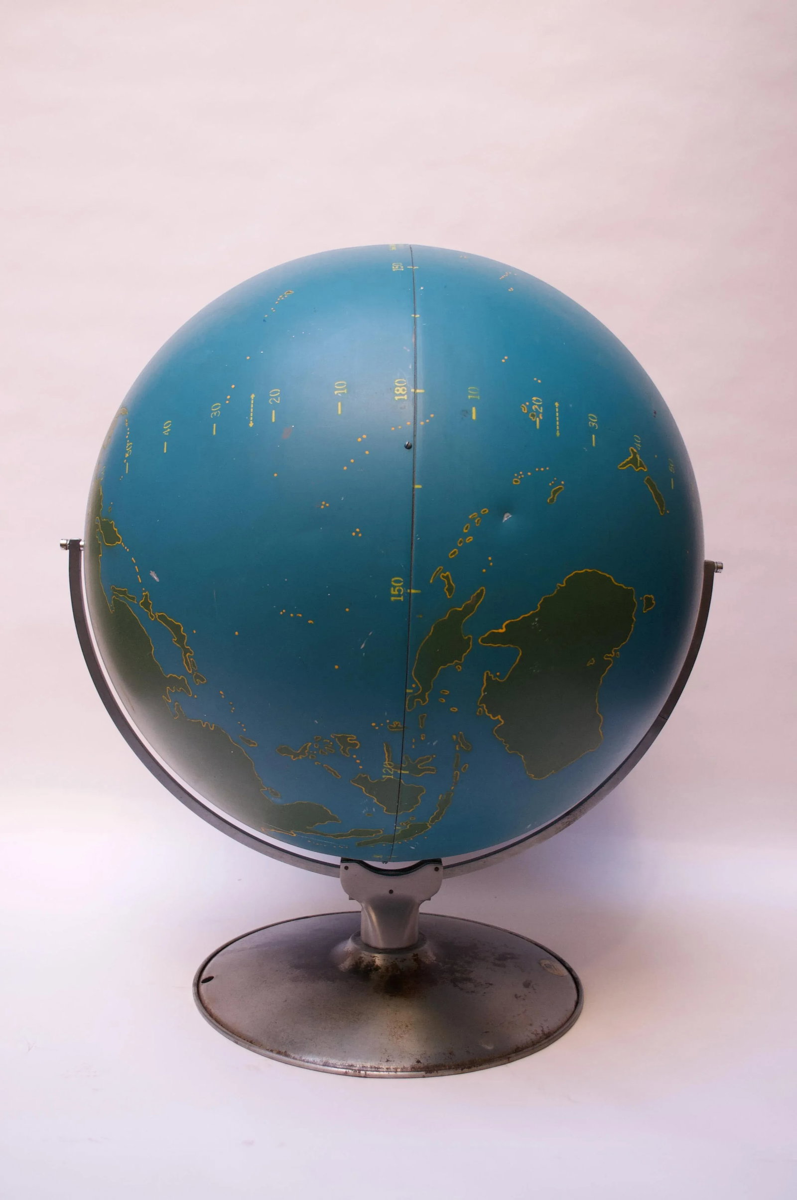 Large-Scale Vintage Military Globe / Activity Globe by a.j. Nystrom - 5