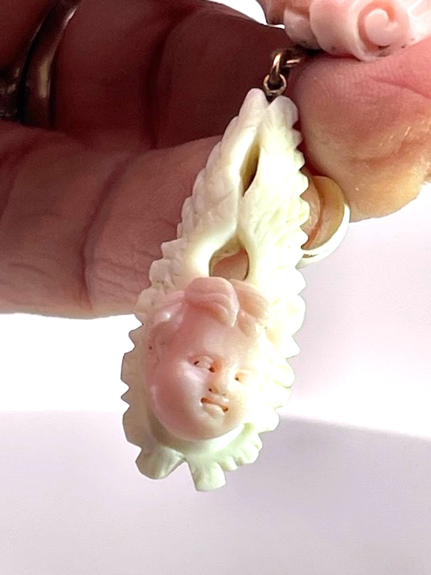 1930s Conch Shell Carved Pendant - 9