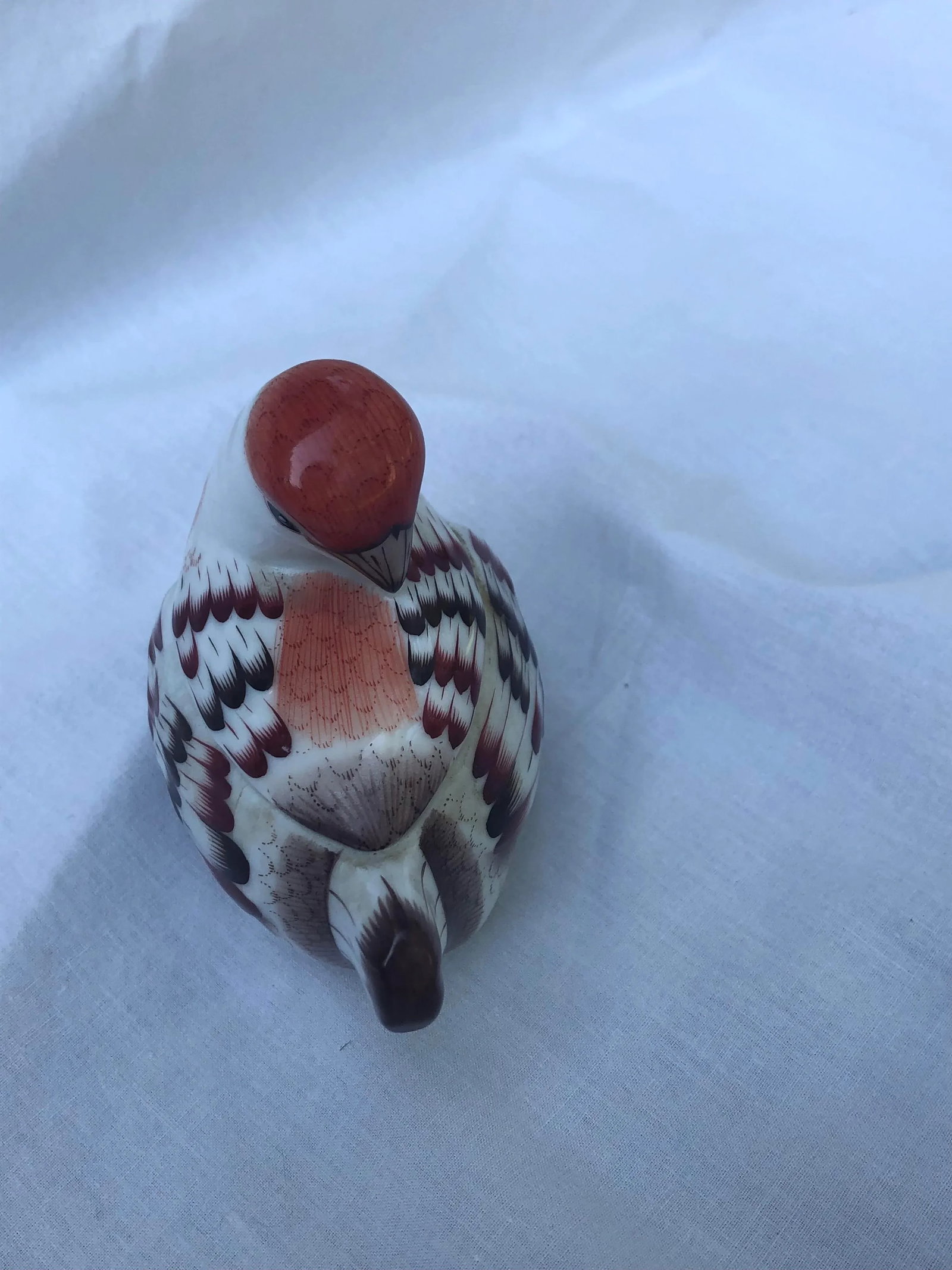 1960s Hand Painted Herend Preening Bird Porcelain Trinket Box - 3