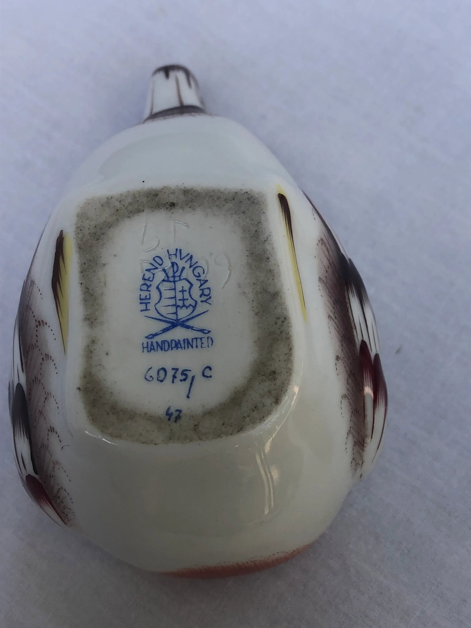 1960s Hand Painted Herend Preening Bird Porcelain Trinket Box - 7