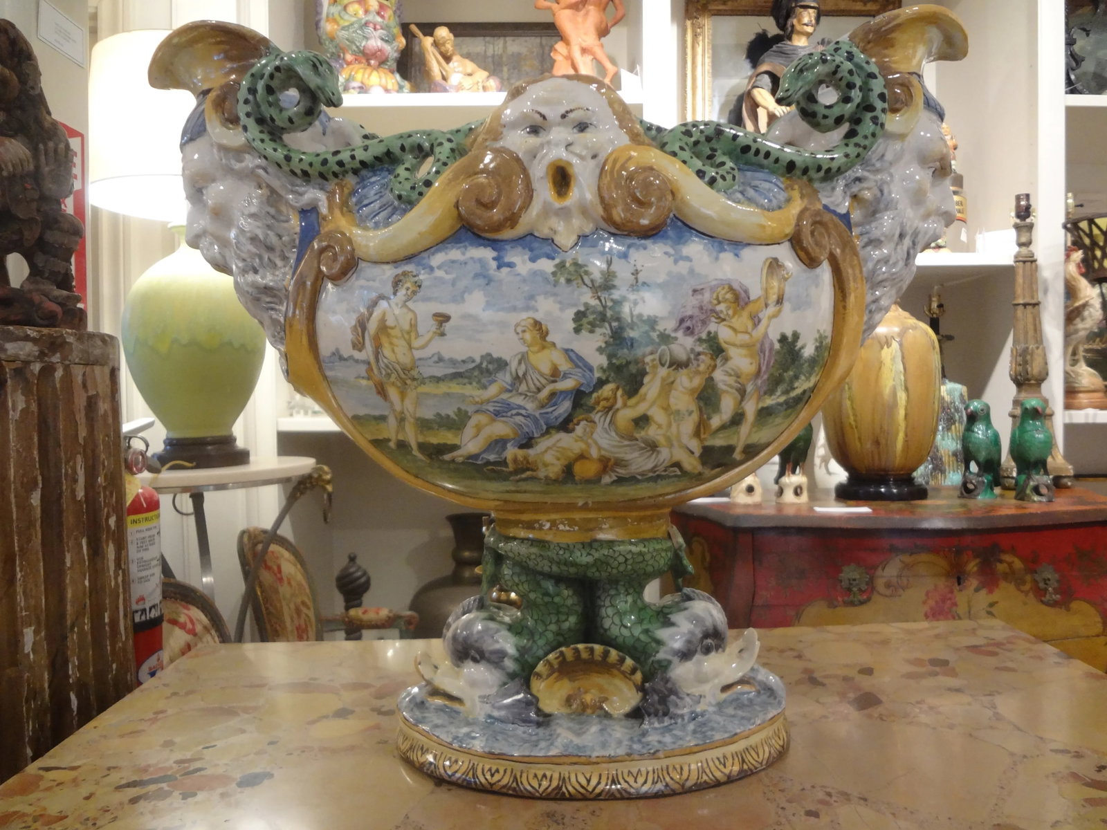 Early 20th Century Italian Majolica Urn - 12