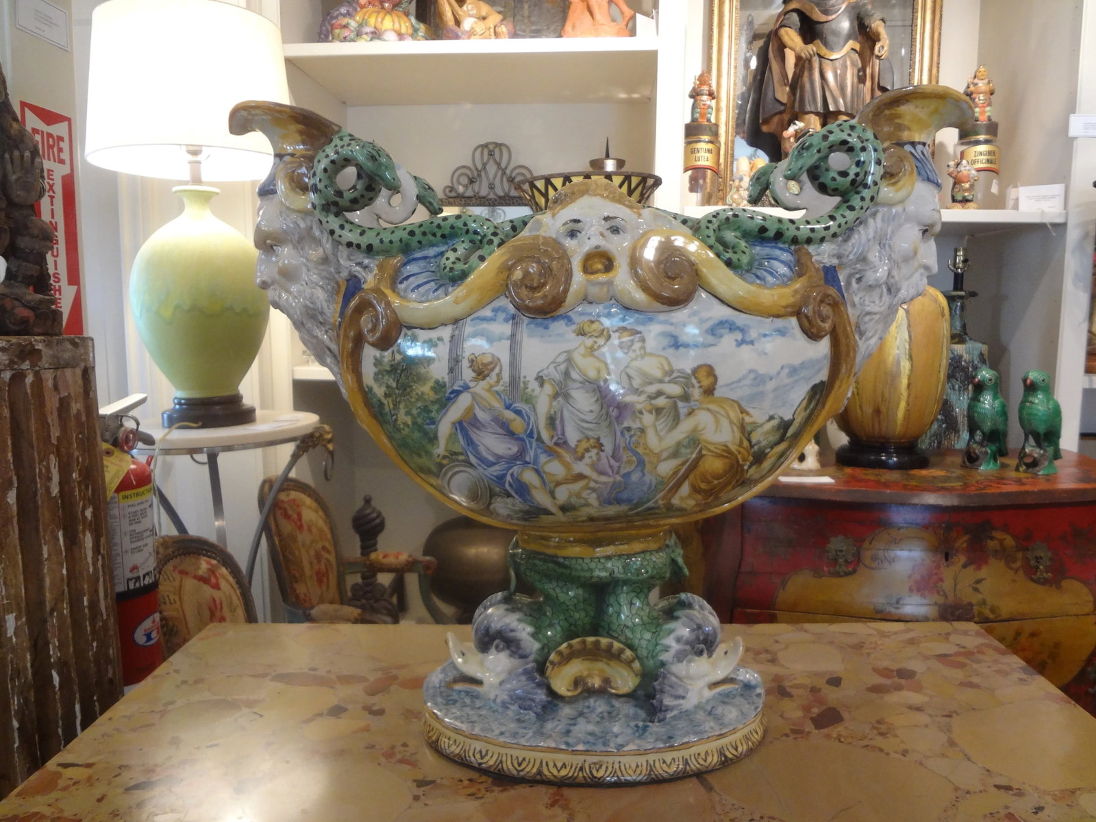 Early 20th Century Italian Majolica Urn - 3