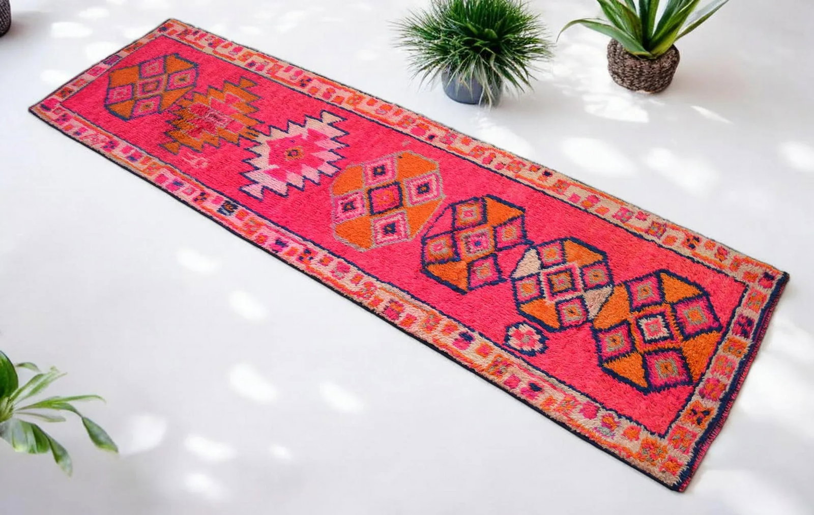 1970s Kurdish Herki Hand-Knotted Hot Pink Tribal Runner - 2"²11"³ × 10"²8"³ - 2