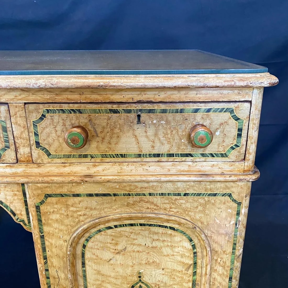 English 19th Century Faux Painted Marbleized Pedestal Writing Desk - 9