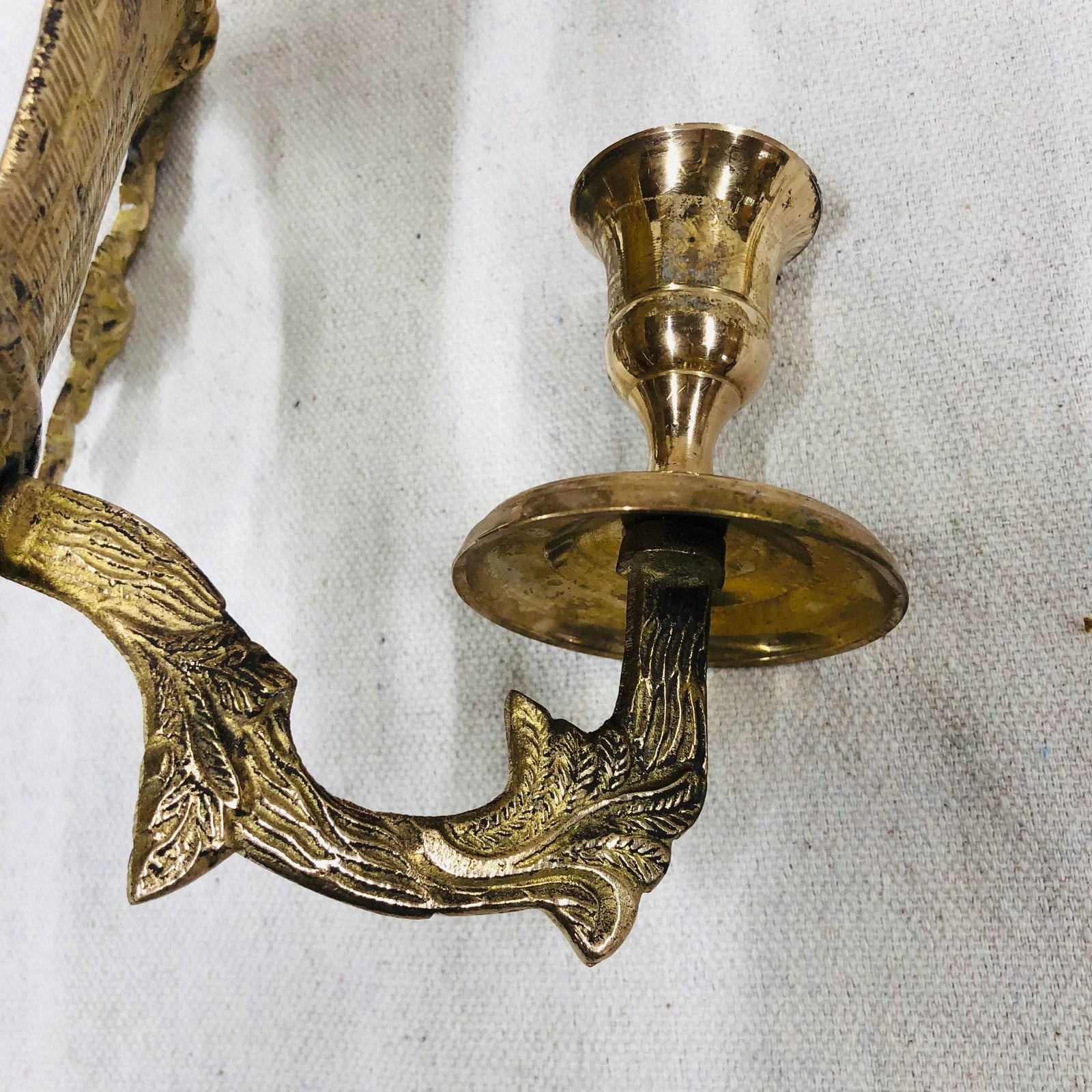 Vintage French Style Brass Wall Sconces of Baskets and Flower Garlands - a Pair - 7