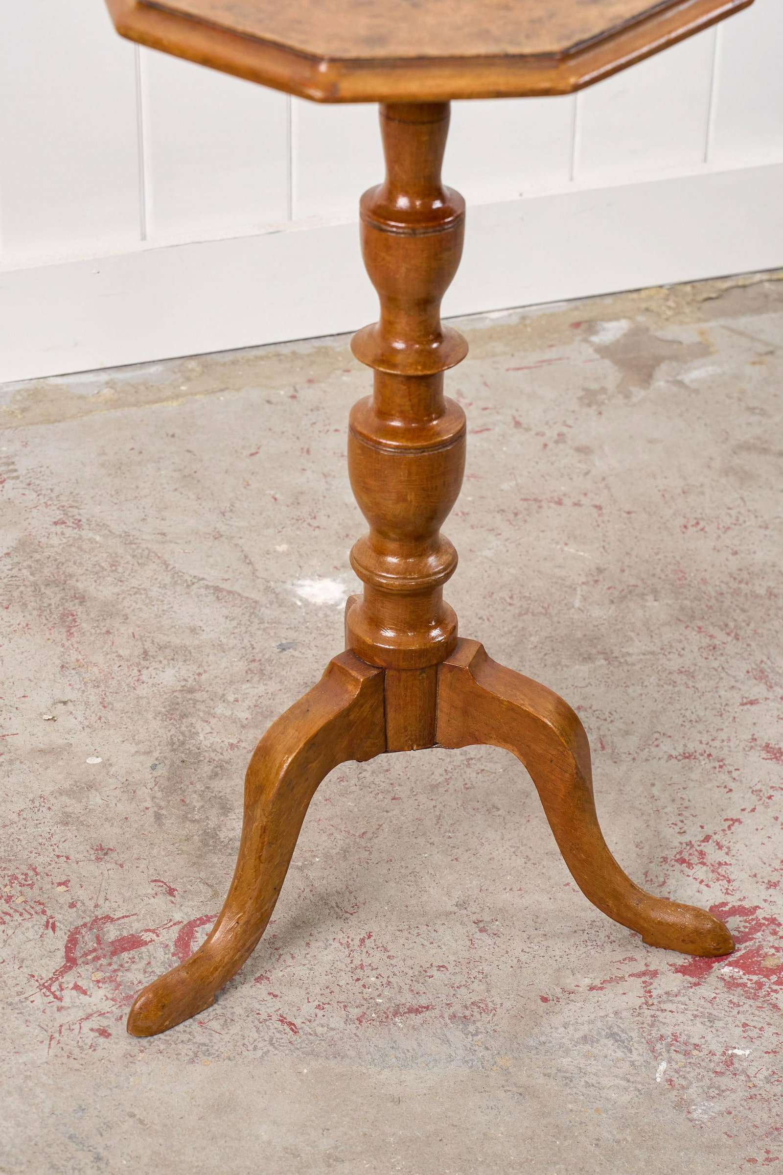 Late 19th Century Burl Maple Octagon Table - 6