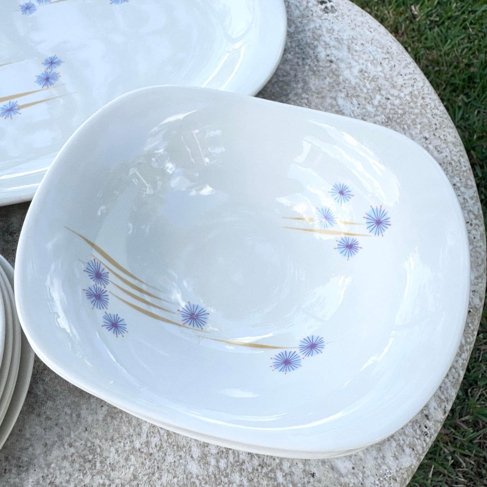 Mid Century Modern Iroquois Parasols Dish Set by Ben Seibel - 11 Pieces - 6