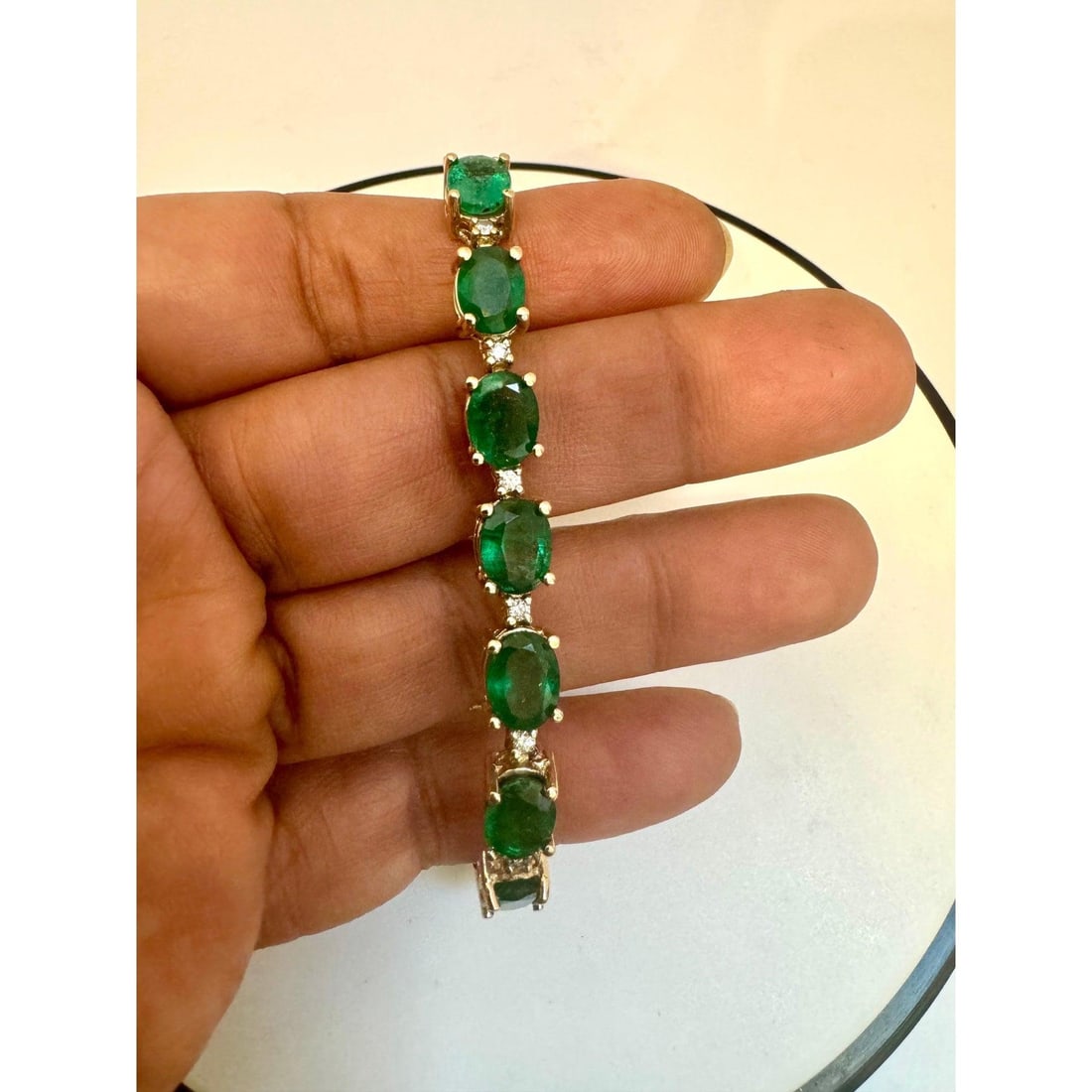 22 Carat Natural Brazilian Emerald & Diamond Tennis Bracelet 14 Kt Yellow Gold - 13