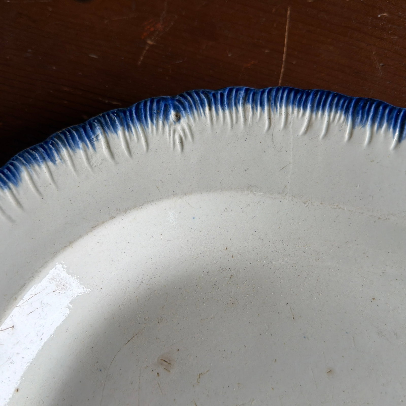 Antique Staffordshire Pearlware Blue Feather Edge Platter, Circa 1820's - 6
