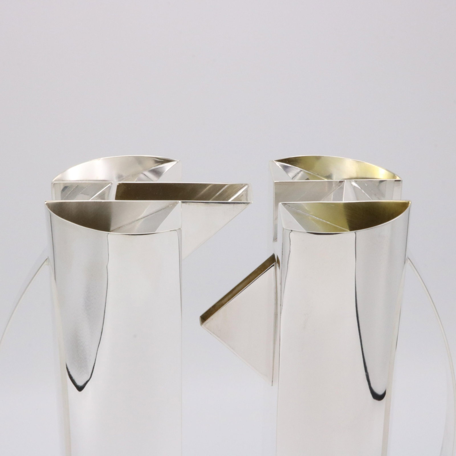 1980s Pair of Sterling Silver Interlocking Carafes - 2